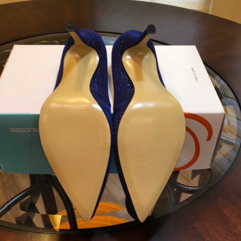 Shoes - Picture 5 of 5